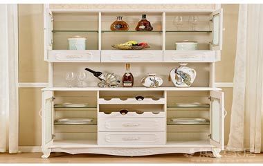 大氣美觀又實用的酒柜樣式，讓你家的顏值驚呆朋友圈！