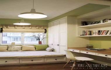 榻榻米和書桌的組合，才是小戶型的最佳選擇！
