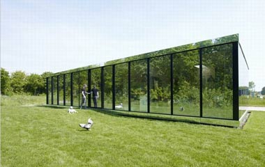 國外創(chuàng)意鏡子私宅 用鏡面做成的夢幻外墻