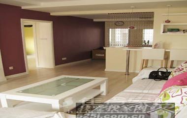 88平現代風格小二居 80后小夫妻的色彩蝸居