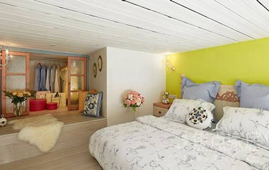 小臥室設(shè)計也要大方簡潔