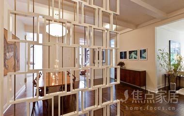 客廳里的博古架屏風怎么擺放