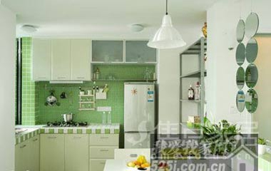 經(jīng)濟(jì)又實(shí)用 2012最新小戶型廚房裝修