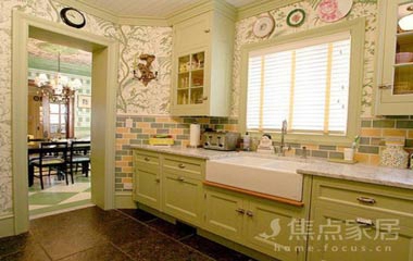 墻面變美后，鍋碗瓢盆們?cè)僖沧蛔×耍? /></div>
                        <div   id=