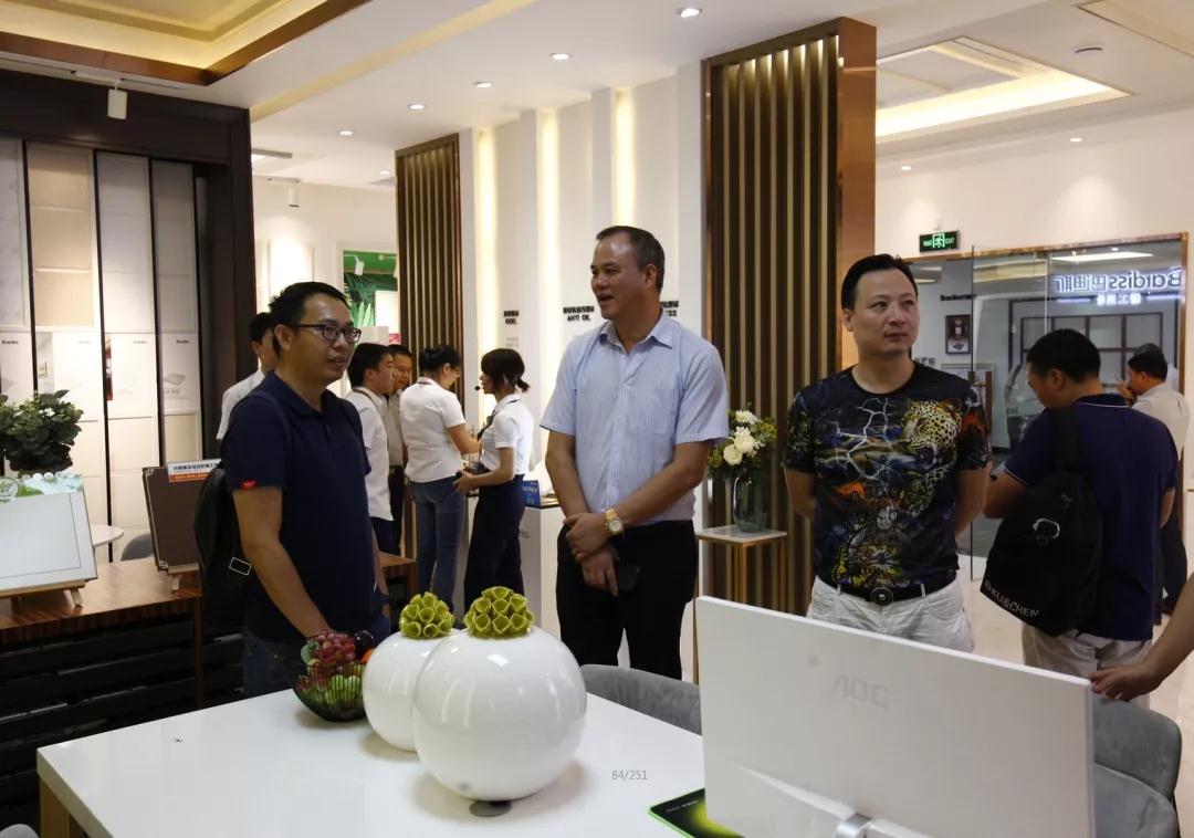 1564717573858951.jpg 微信圖片_20190802114315.jpg